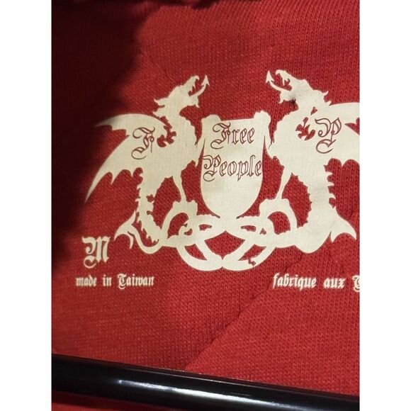 Free People Women Reindeer Hooded Quilted Red Beige Vest‎ Med Christmas - Picture 6 of 6